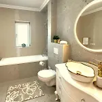 Bridge 公寓式酒店